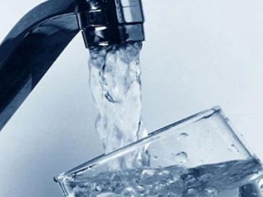 E rëndë: 80 banorë të Kryshecit të Pejës dyshohet se janë helmuar nga ujë i pijshëm