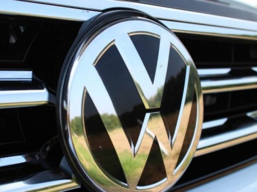 ​Ngrihet aktakuzë kundër ish-kreut të VW për deklaratë të rremë