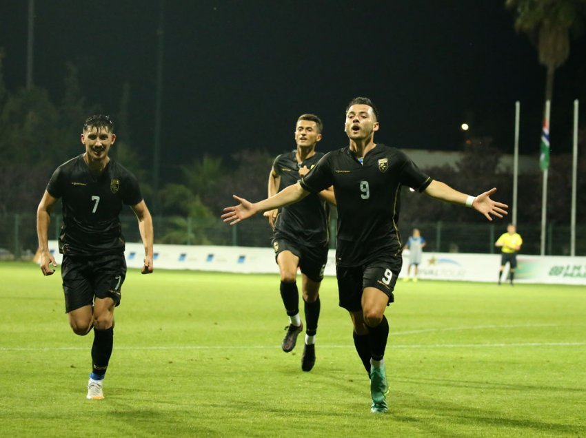 Futbollistët e Kosovës fituan premi pas fitores ndaj Gambias