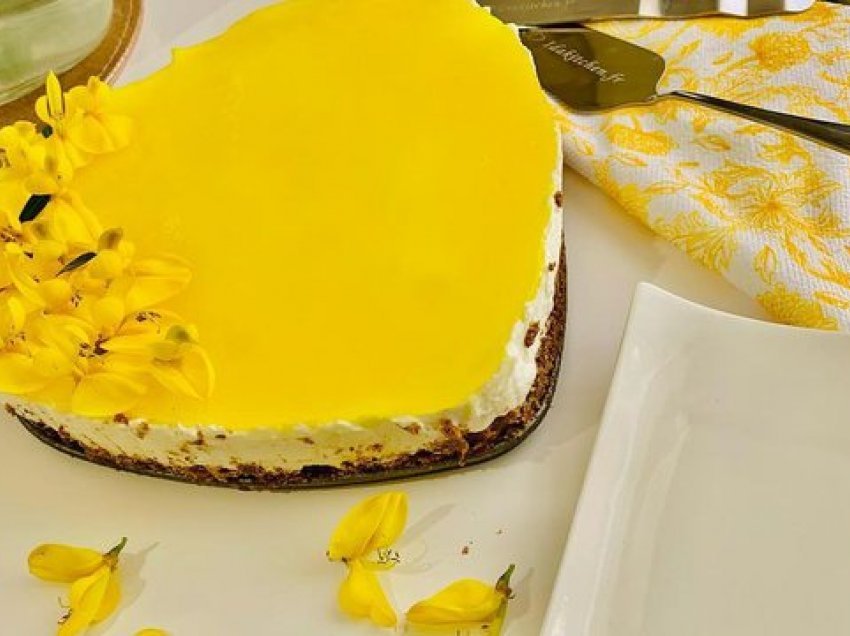 Ja si të përgatisni cheesecake me limon
