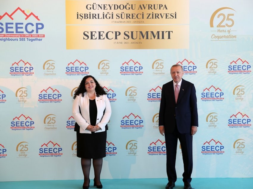 Osmani në SEECP kërkon njohjen e Kosovës nga shtetet pjesëmarrëse që s'e kanë njohur ende