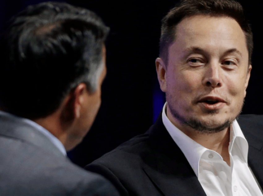 Elon Musk bën këtë pyetje gjatë intervistave për punë në SpaceX dhe Tesla