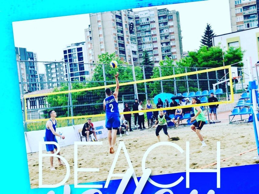 Shtyhet kampionati i beach volley U-18