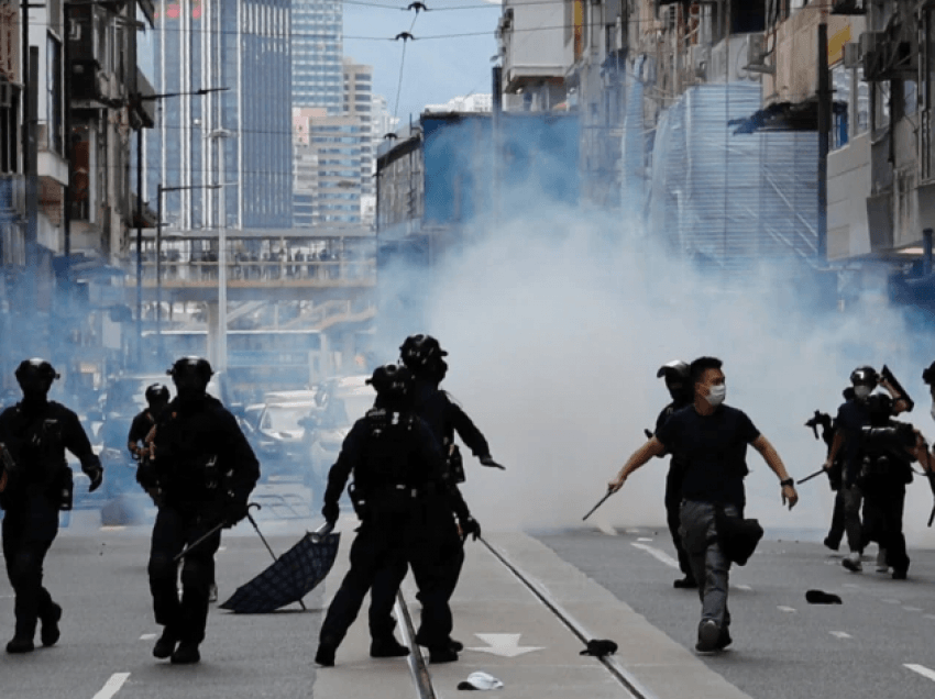Hong Kong: Nis gjyqi i parë nën Ligjin e ri për siguri kombëtare