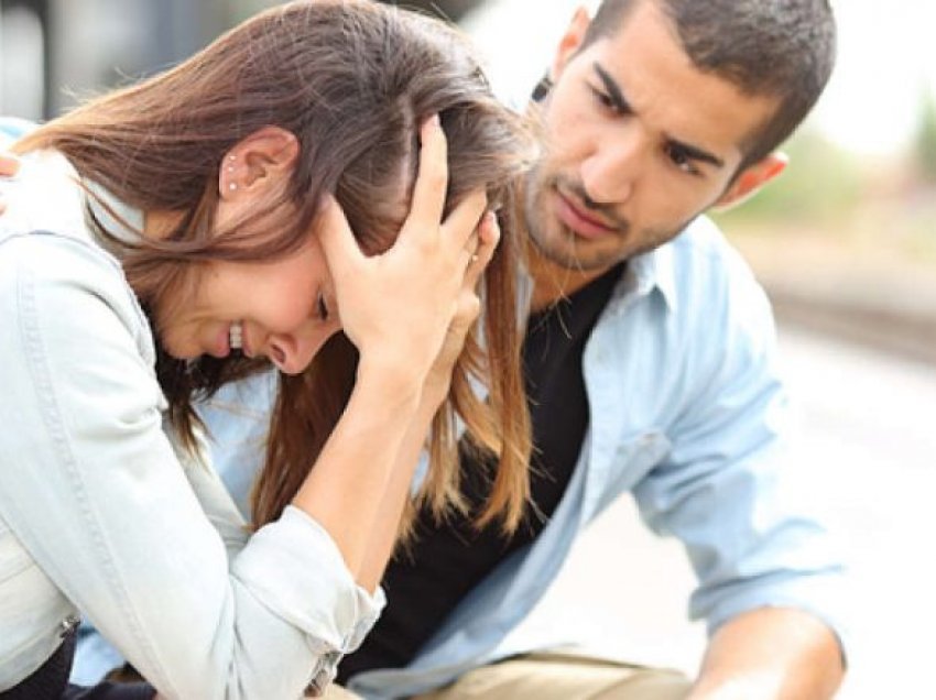 Ja se si mund ta ndihmoni partnerin nëse vuan nga ankthi