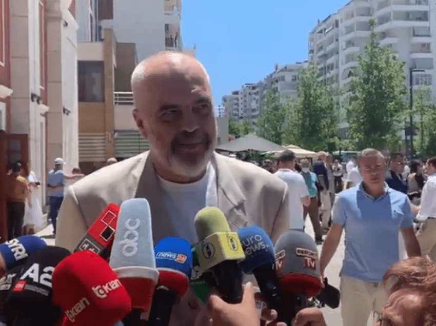 Përfundon mbledhja e PS-së në Vlorë, Rama: Zgjodha të jem deputet i Durrësit, por ...