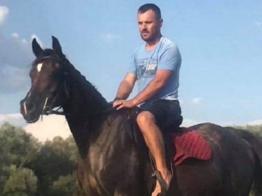 Biznesmenit që u vra në Velipojë, tre vite më parë i ekzekutuan djalin mbi kalë