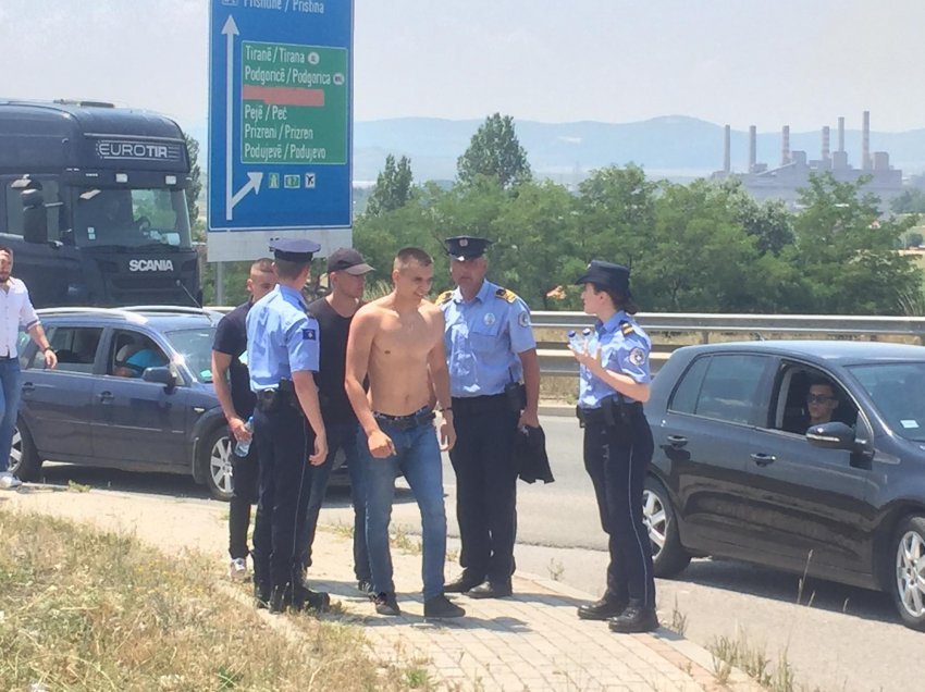 Ja çfarë veprimi mori Policia e Kosovës te të rinjt serb në Gazimestan