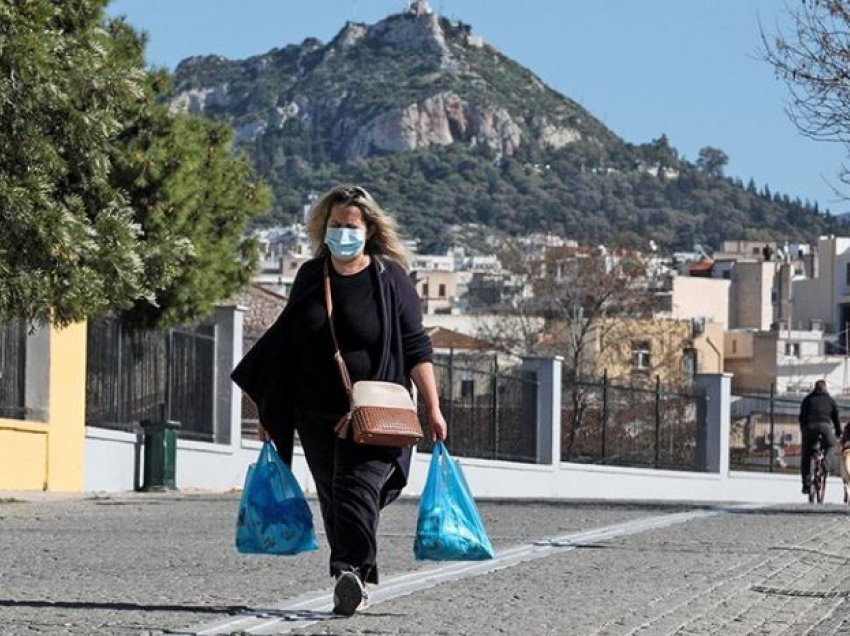 Greqia nuk gjen paqe, 2 300 raste me koronavirus brenda ditës: Mutacioni anglez po bën kërdinë