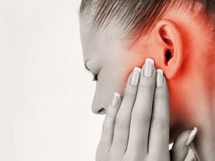 Pandemia na uli dëgjimin? Mjekja: Përdorimi i maskës nuk ndikon në rënien e dëgjimit, por tregon...