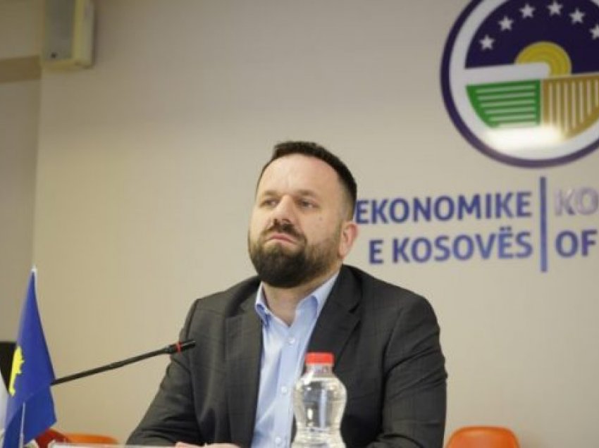 Rukiqi: Në Kosovë, askush më nuk punon me pagë 200 euro