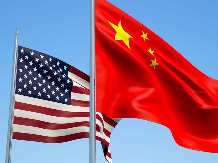 Raporti: Ftohen qëndrimet e amerikanëve ndaj Kinës