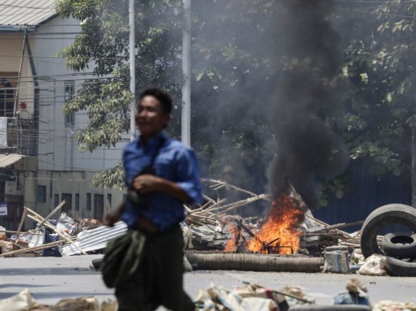 Rritet numri i viktimave në protestat në Mianmar