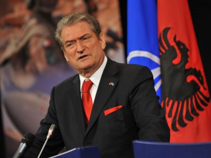 Sali Berisha i uron Lumir Abdixhikut pozitën e kryetarit të LDK’së