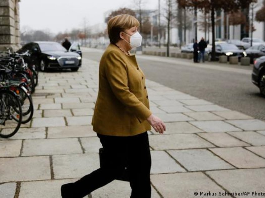 CDU-ja e Angela Merkelit në udhëkryq