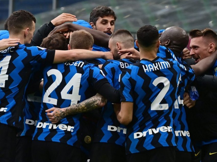 Dy lojtarë pozitivë te Interi, klubi frikësohen për një ‘shpërthim’ me COVID-19
