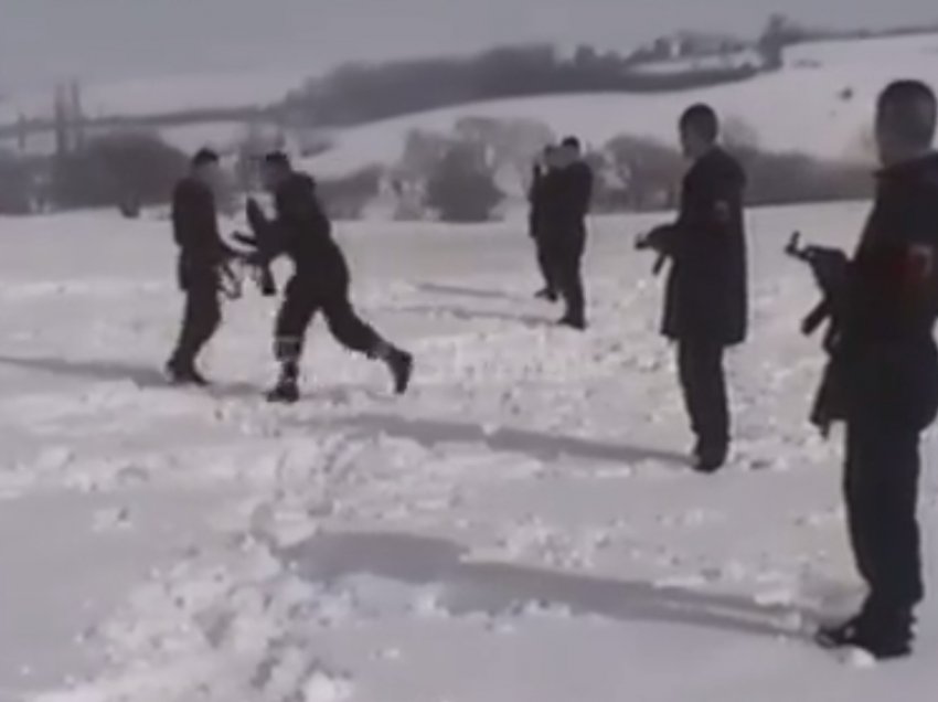 Publikohen pamje të papara të UÇK-së gjatë ushtrimeve në borë