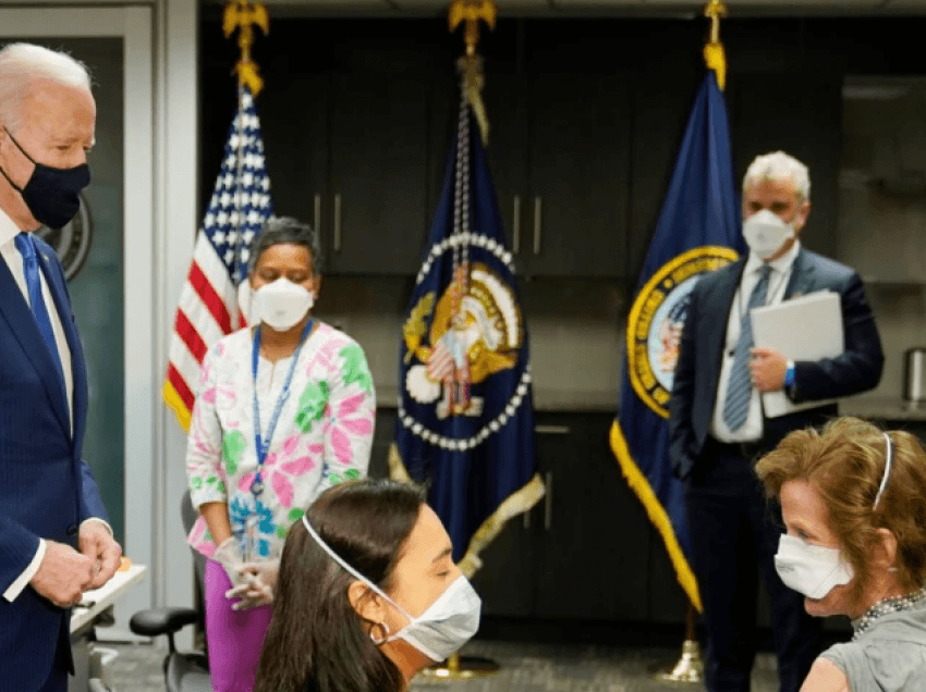 Biden i habitur nga kundërshtimi për t’u vaksinuar kundër koronavirusit