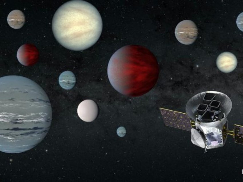 Teleskopi hapësinor TESS ka zbuluar 2,200 planetë