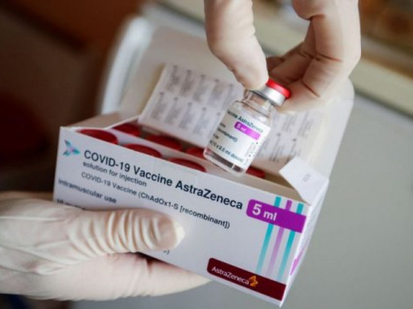 ​Vdiq pas vaksinës kundër CoVID-19, familjarët e mësueses në Itali marrin dëmshpërbilm 77.468 euro