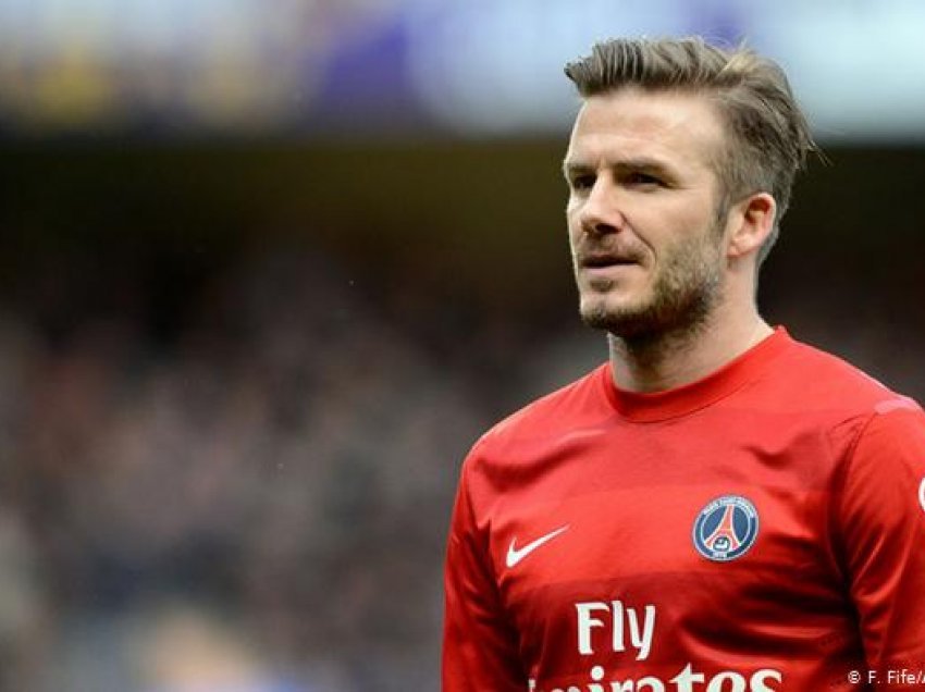 Beckham merr rreth 55.000 euro vetëm duke dalë nga shtëpia