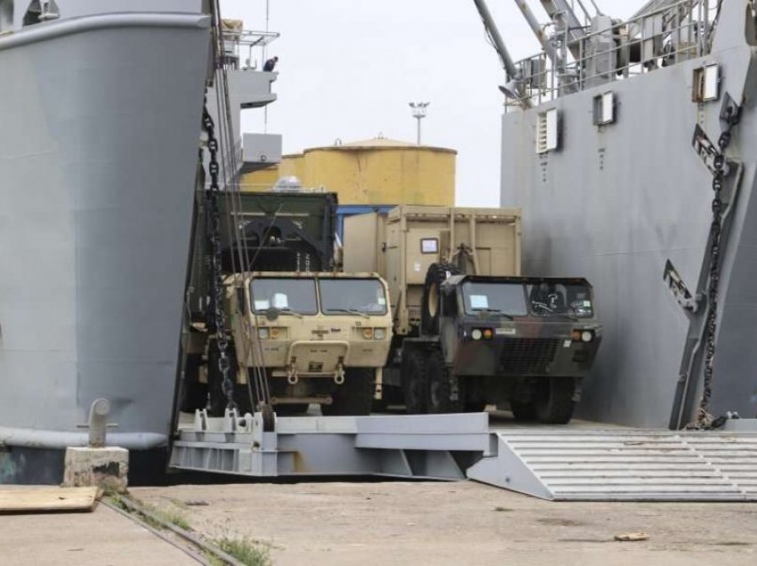 Mjetet ushtarake amerikane mbërrijnë në Durrës për stërvitjen masive