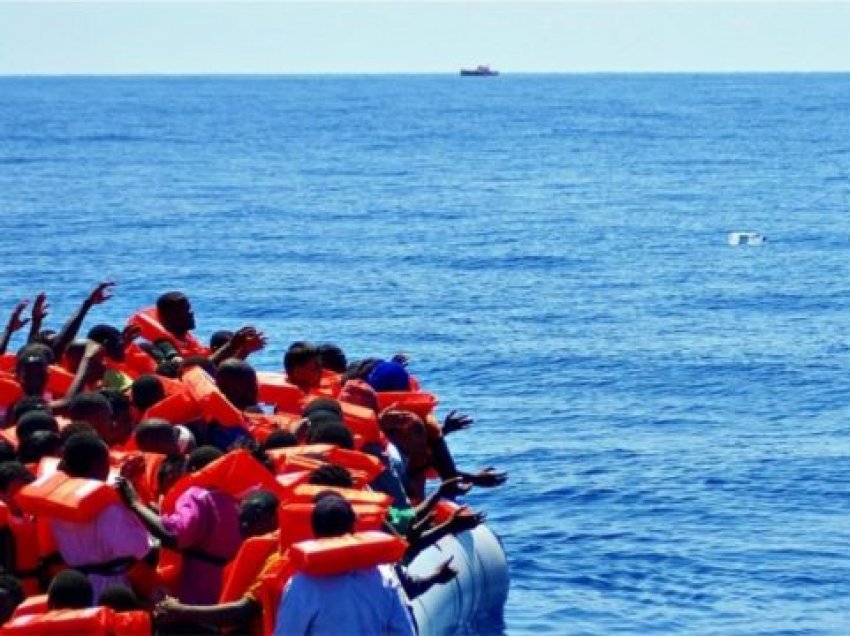95 emigrantë rrezikojnë të mbyten në Mesdhe, thirrje autoriteteve italiane dhe malteze për ndihmë