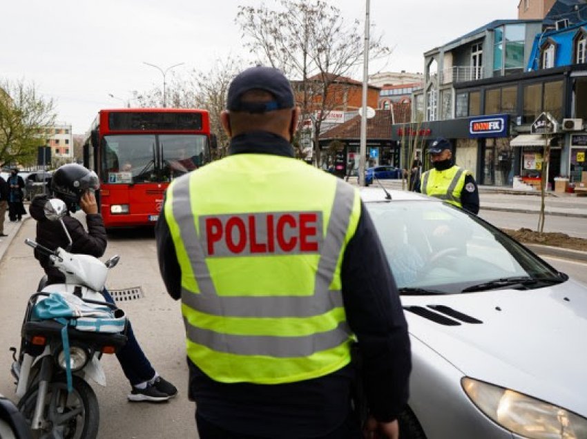 ​Policia konfiskon 21 katalizatorë të veturave