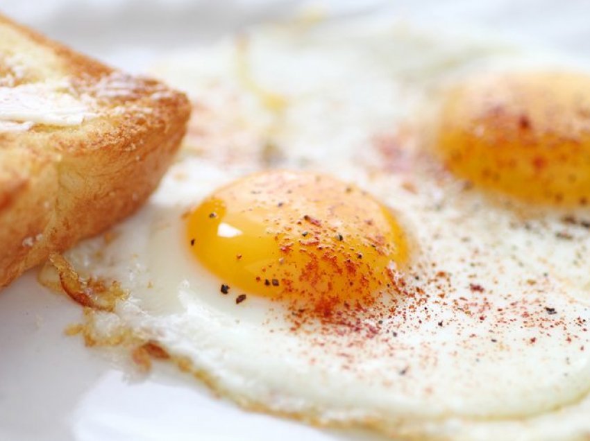 Kombinimet më të shëndetshme të vezës që do të iu ndihmojnë të humbni peshë