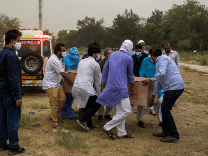 Kriza humanitare në Indi, kryeministri Modi nën akuzë për menaxhimin e situatës së COVID