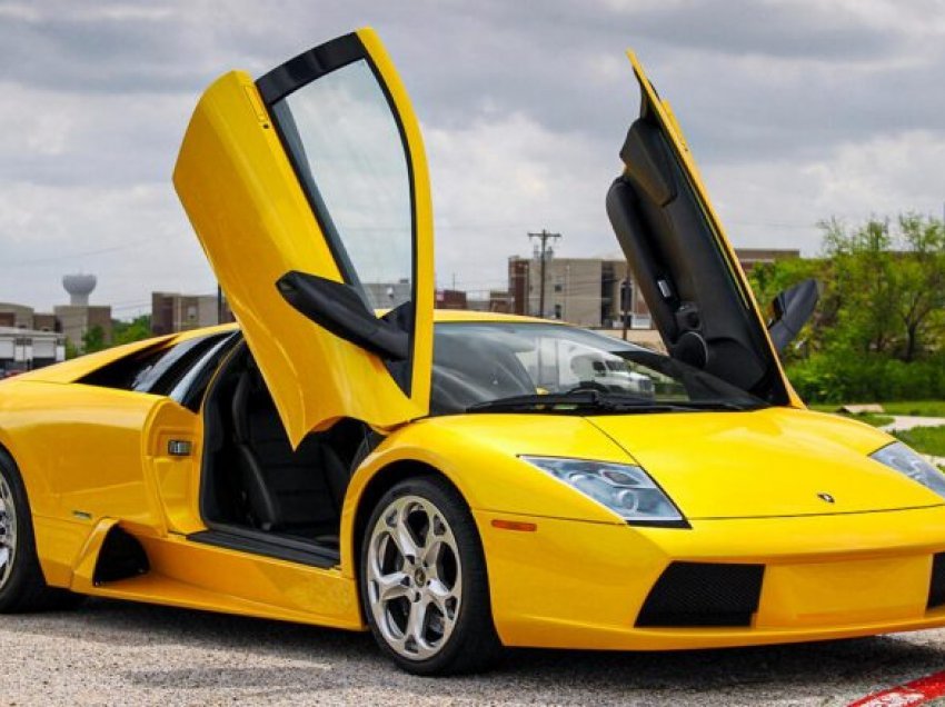Lamborghini Murcielago u shit për 400 mijë dollarë
