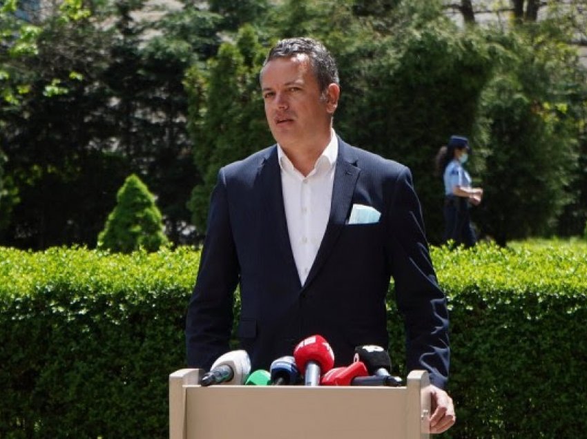 ​Arben Gashi i quan të panevojshme deklarimet e ministres Gërvalla në Kuvend