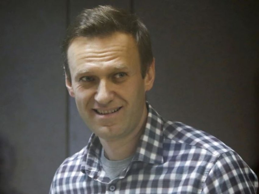 Amnesty International i rikthen Navalnit statusin e “të burgosurit politik” 