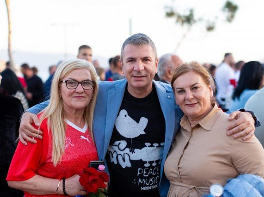 Gjiknuri feston fitoren e tij dhe të PS-së në Vlorë: Treguam edhe këtë herë që jemi derë e madhe