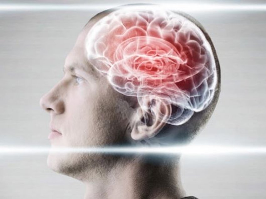 Çfarë e shkakton plakjen e trurit/ Mënyrat më të mira për mendje të mprehtë