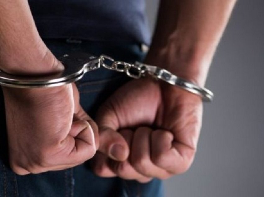 Dhjetë të arrestuar në Tiranë, policia jep detajet