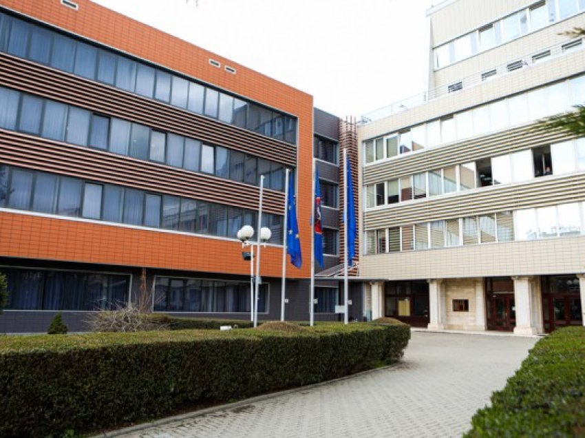 ​Për tre muaj Kuvendi i Kosovës shpenzoi 1.3 milion euro vetëm për paga