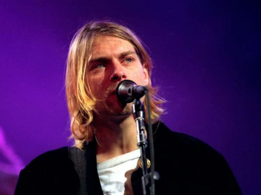 Hidhen në ankand flokët e Kurt Cobain, të prera në vitin 1989