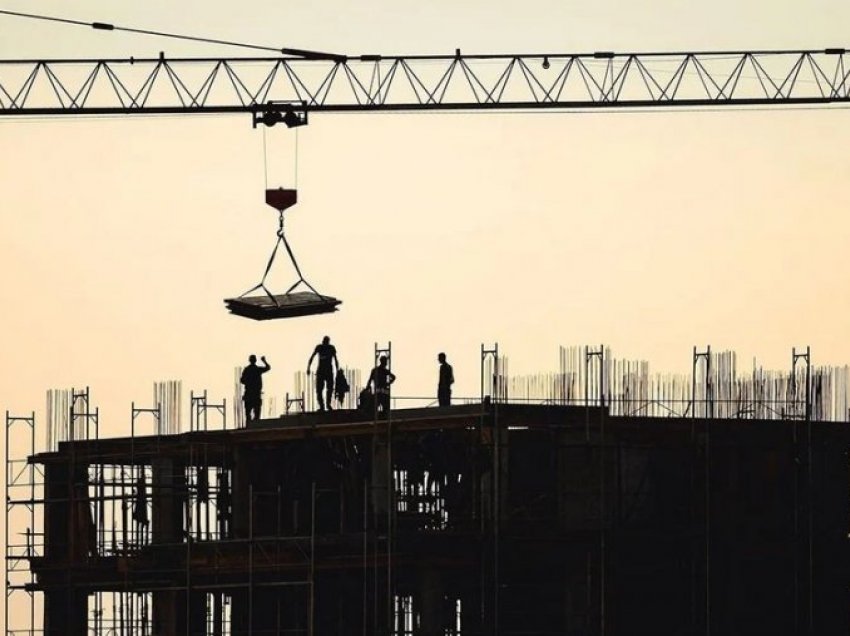 ‘Economist’: Nëse s’paguan ryshfet, s’ka leje ndërtimi në Shqipëri