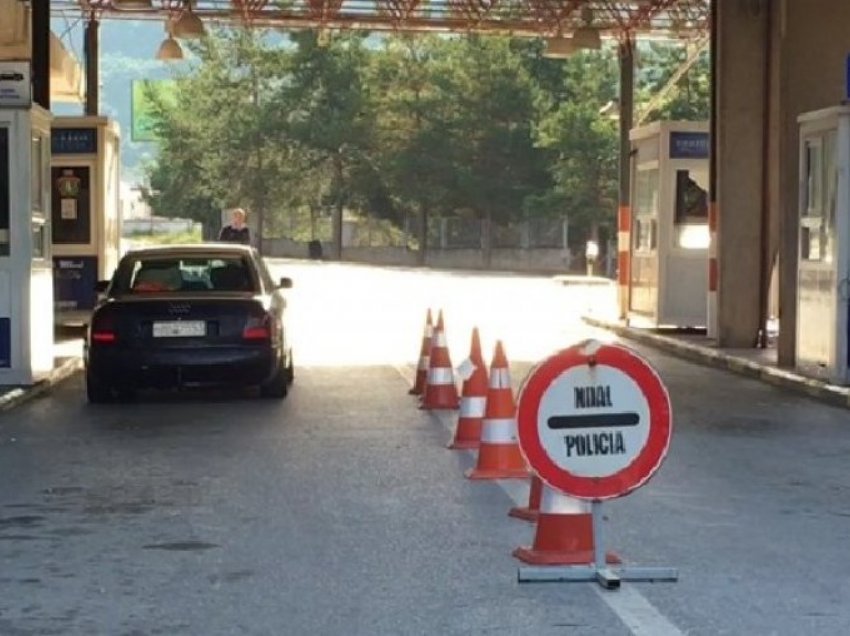 ‘Kalimi kufitar në Kapshticë’/ Ministria e Jashtme jep njoftimin e rëndësishëm për qytetarët shqiptarë