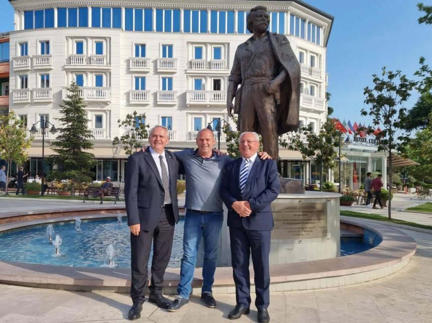 U shkarkua nga pozita e ambasadorit, Gjergj Dedaj “ateron” në Tiranë