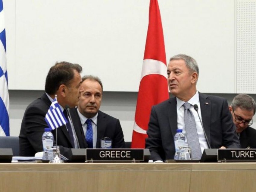 Pas ‘shpërthimit’ të Dendias në Ankara, Greqia dhe Turqia ulen në dialog më 26-27 maj