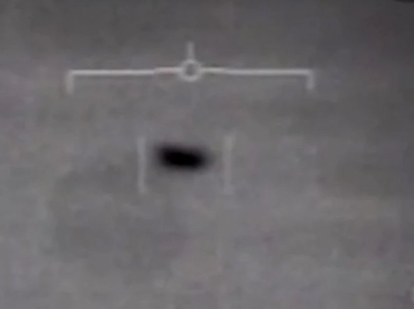 A përbëjnë UFO-t kërcënim? Pentagoni përgatit raportin