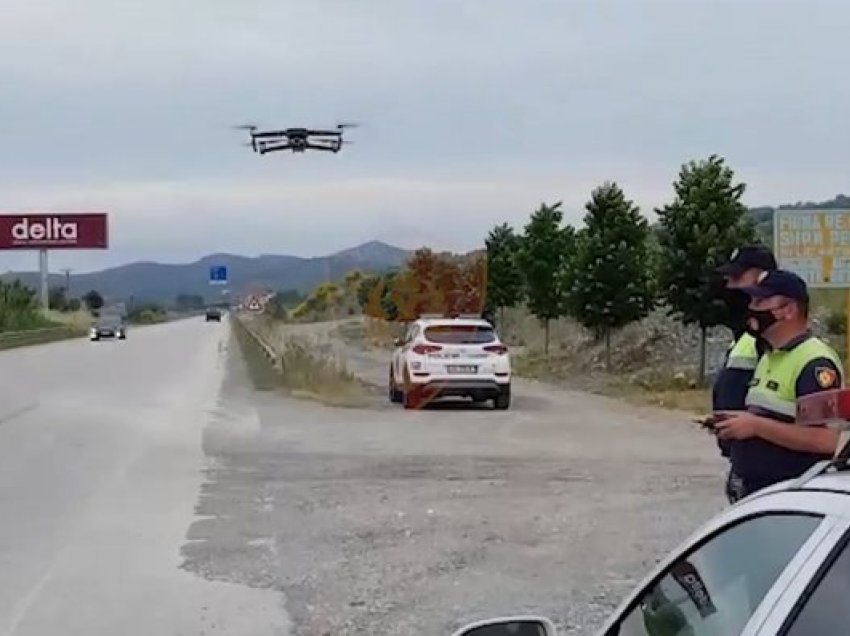 Kujdes! Policia rrugore me dronë në disa akse të vendit, 93 gjoba në 1 orë