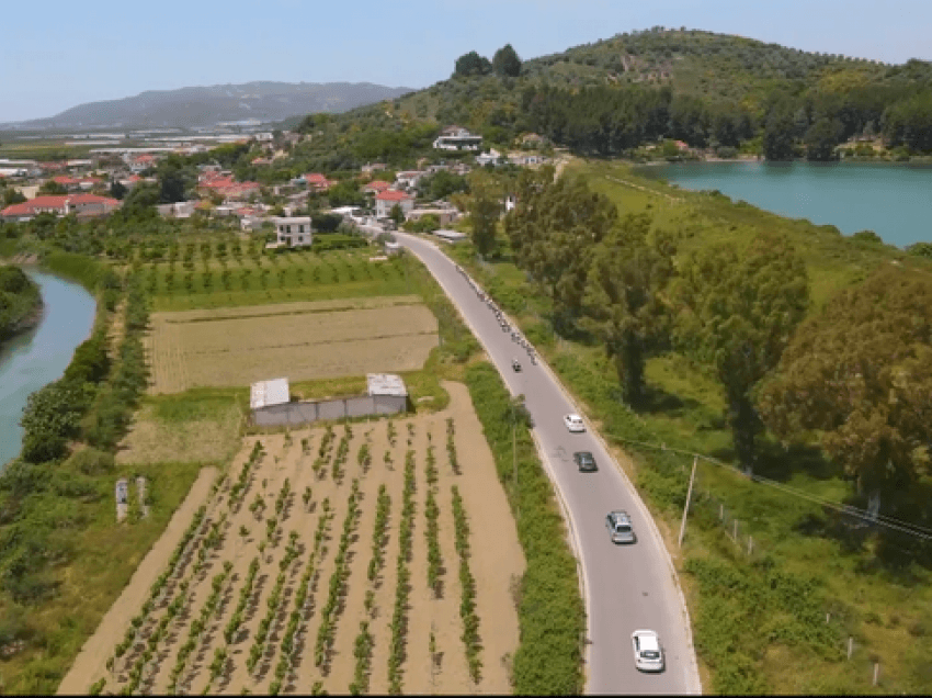 Rama poston pamjet e ujësjellësve bujqësorë në zonën e Lushnjës dhe Divjakës