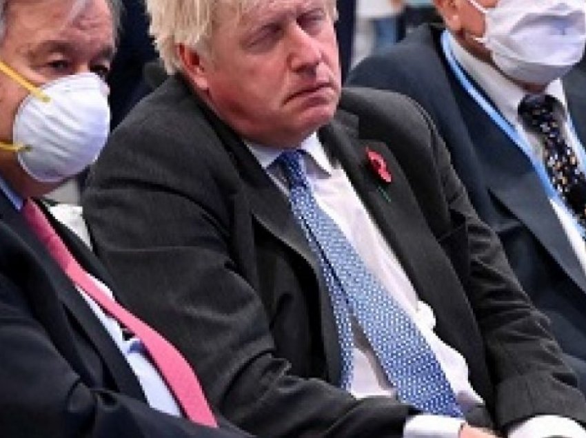 Edhe Boris Johnson bën gjiron e botës, e zë gjumi si Bidenin në konferencën e klimës