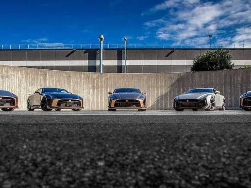 Pesë nga 50 veturat e planifikuara të Nissan GT-R50 i janë dorëzuar blerësve