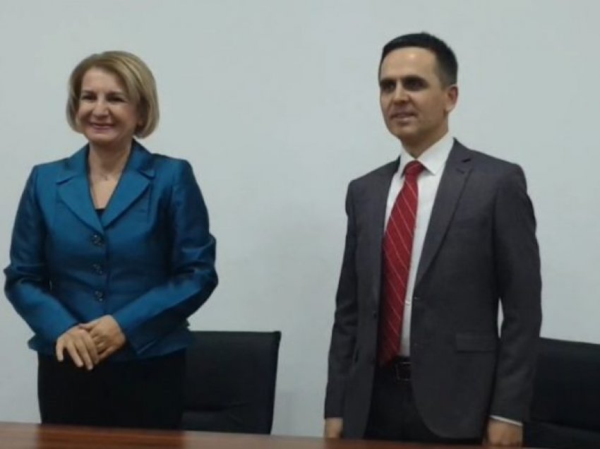 Kasami e pranon detyrën e kryetarit të Tetovës