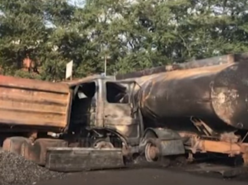 Cisterna përplaset me kamionin, dhjetëra të vdekur nga ferri i flakëve: ”Si bombë atomike”