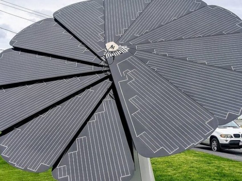 Panelet e reja solare që përcjellin lëvizjet e diellit dhe akumulojnë më shumë energji